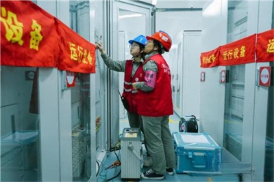 UHV উহান কনভার্টার সাবস্টেশনের 1,000 KV এসি সিস্টেম এটির প্রথম বার্ষিক রক্ষণা...